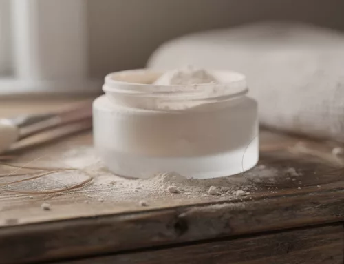 Poudre cheveux : astuces et conseils pour booster la densité capillaire